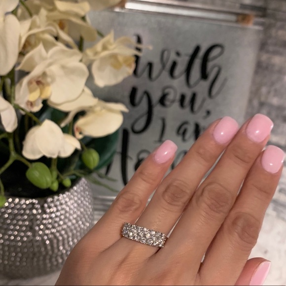 SOLD 1.2 CT Diamond band - Picture 7 of 7